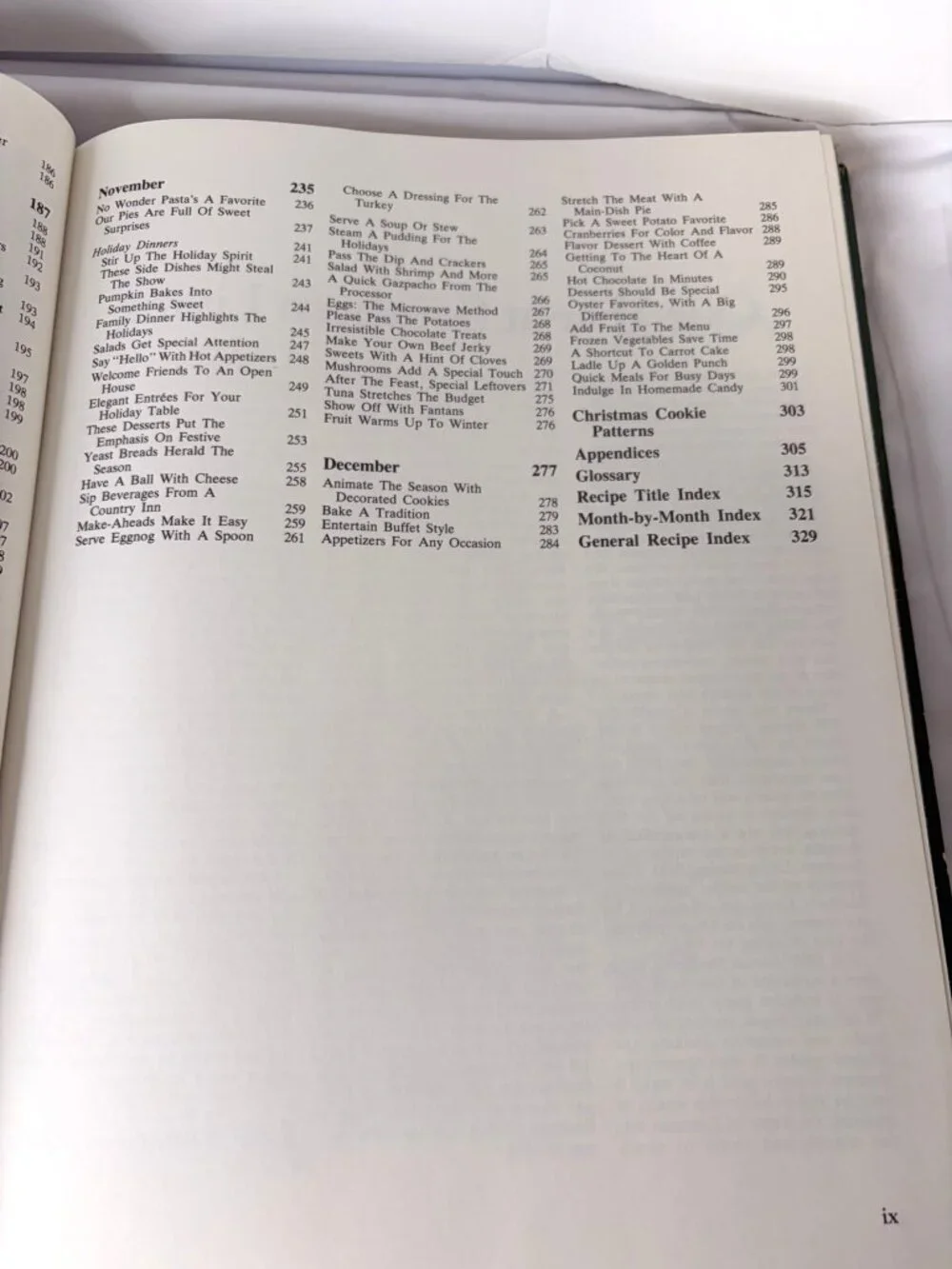 Vintage Southern Living 1980 Annual Recipes Cookbook Hardcover Cottagecore Retro